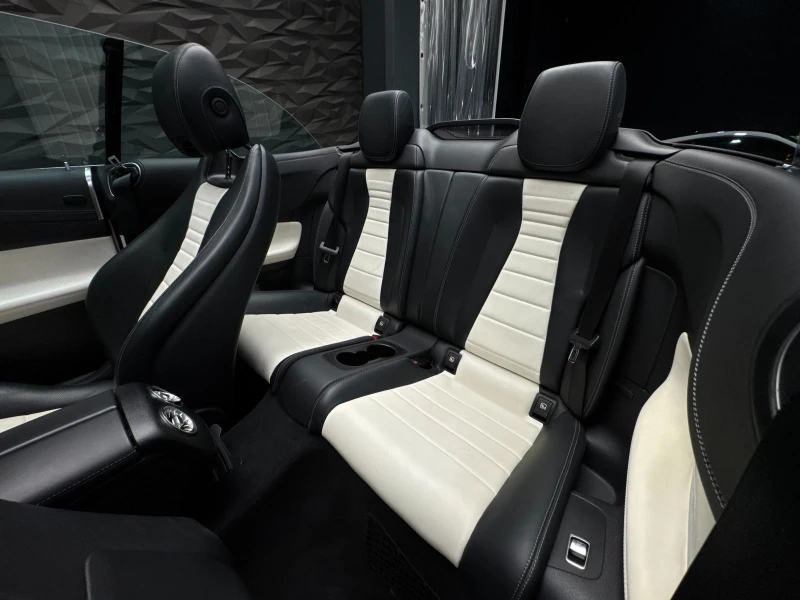 Mercedes-Benz E 220 d AMG-Line Cabrio* Burmester* Обдухване* Camera, снимка 6 - Автомобили и джипове - 51402376