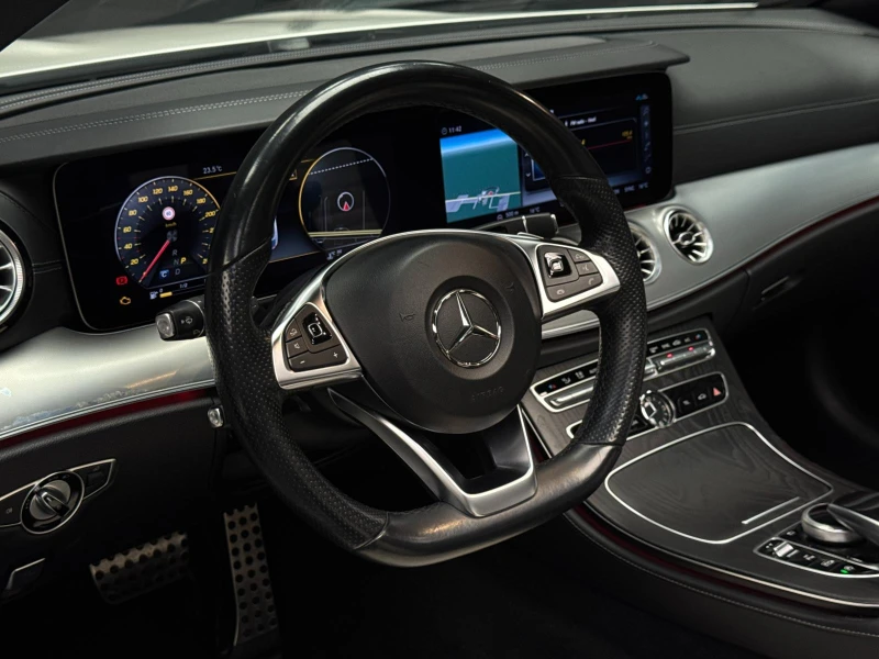 Mercedes-Benz E 220 d AMG-Line Cabrio* Burmester* Обдухване* Camera, снимка 15 - Автомобили и джипове - 51402376