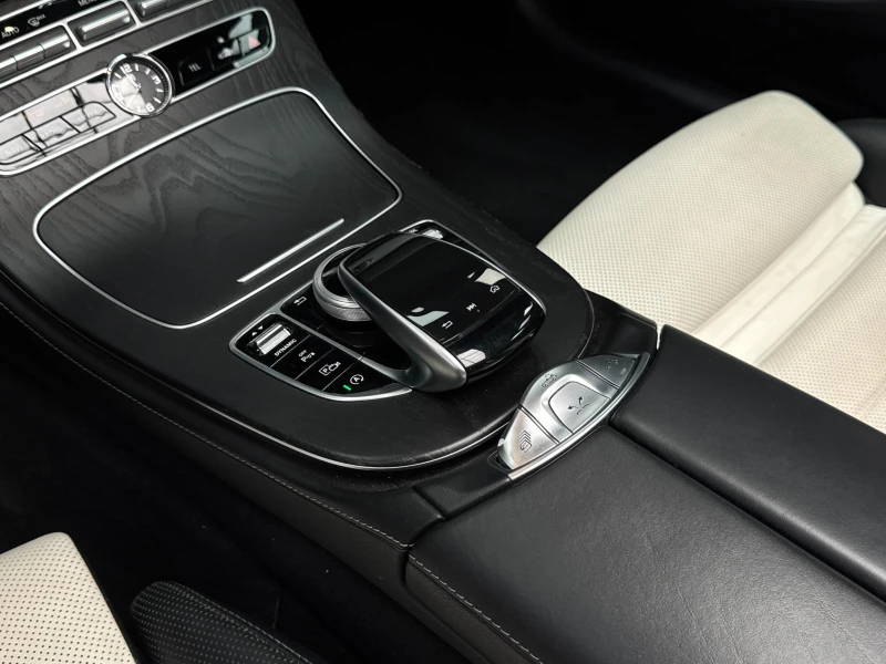 Mercedes-Benz E 220 d AMG-Line Cabrio* Burmester* Обдухване* Camera, снимка 14 - Автомобили и джипове - 51402376