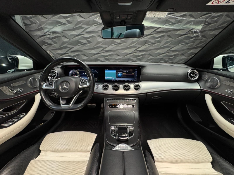 Mercedes-Benz E 220 d AMG-Line Cabrio* Burmester* Обдухване* Camera, снимка 5 - Автомобили и джипове - 51402376