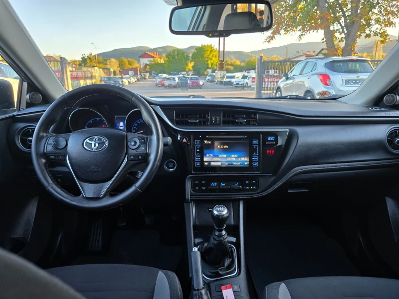 Toyota Auris 1.6D4-D, Facelift, Euro 6, Камера!, снимка 9 - Автомобили и джипове - 51755124