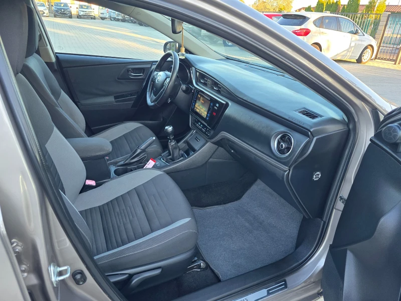 Toyota Auris 1.6D4-D, Facelift, Euro 6, Камера!, снимка 11 - Автомобили и джипове - 51755124