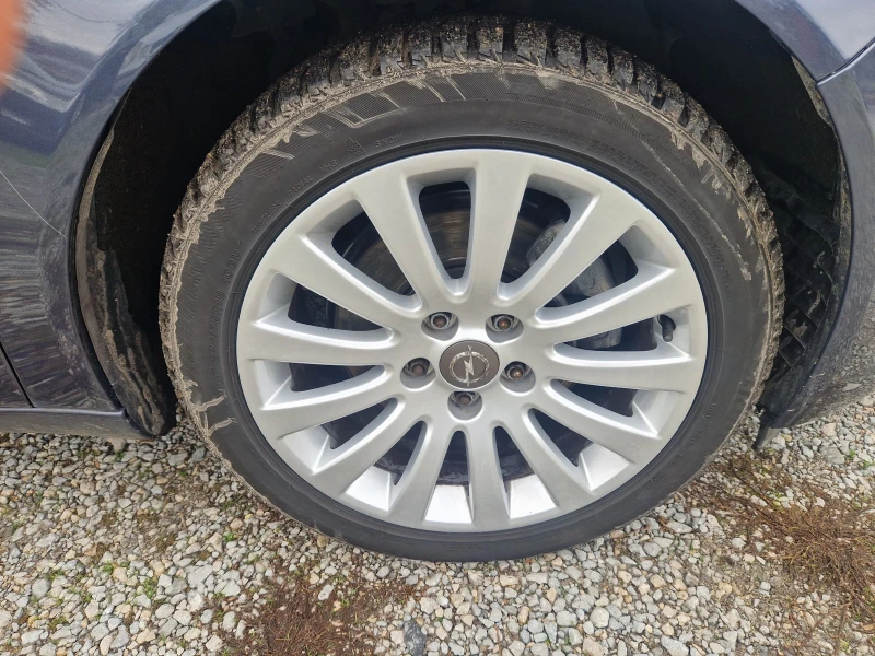 Opel Insignia 2.0cdti, 160кс, 11г, 195х.км.като нова, снимка 17 - Автомобили и джипове - 52305329
