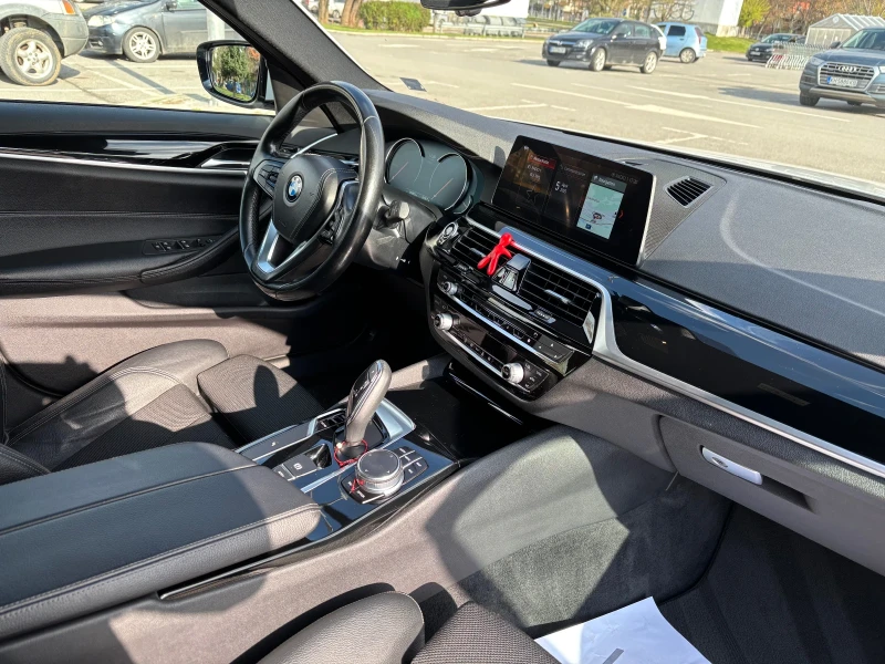BMW 520 G31 SPORT LINE, снимка 5 - Автомобили и джипове - 52340651