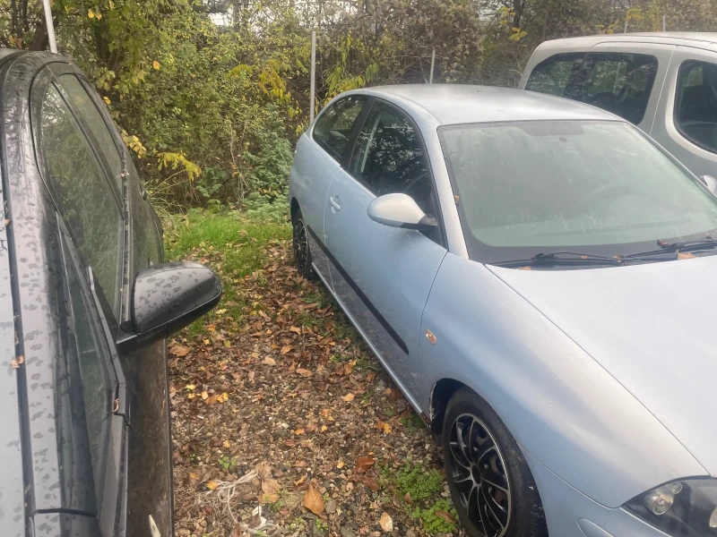 Seat Ibiza 1.4 бензин ел пакет климатроник, снимка 3 - Автомобили и джипове - 52494581