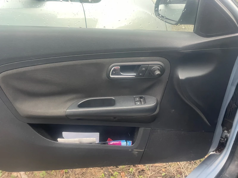Seat Ibiza 1.4 бензин ел пакет климатроник, снимка 6 - Автомобили и джипове - 52494581