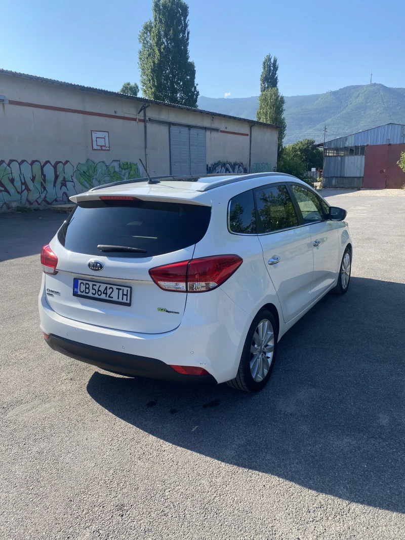 Kia Carens, снимка 3 - Автомобили и джипове - 52645189