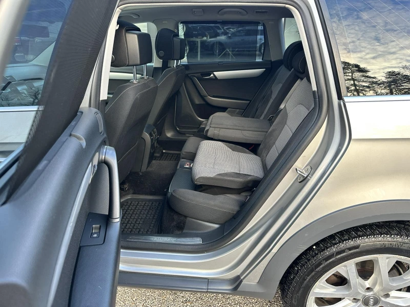 VW Alltrack 2.0 TDI /PANO/, снимка 11 - Автомобили и джипове - 52688921