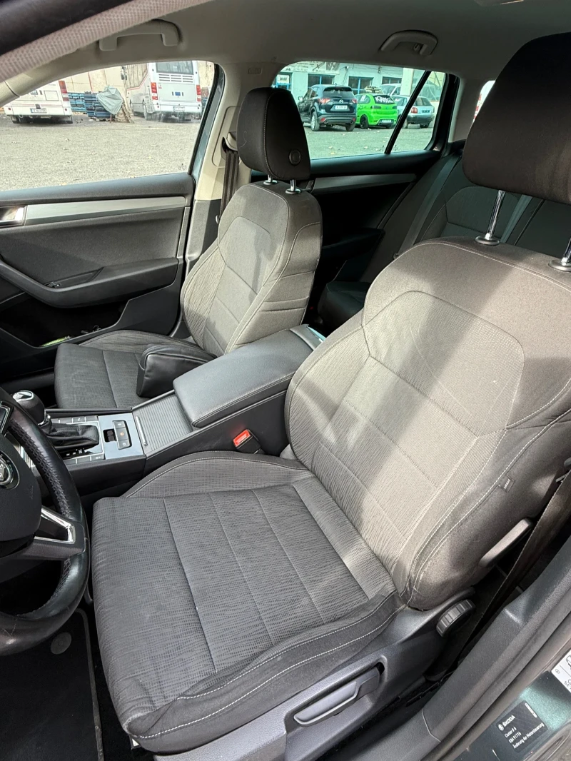 Skoda Superb 1.6 TDI, снимка 10 - Автомобили и джипове - 52956110