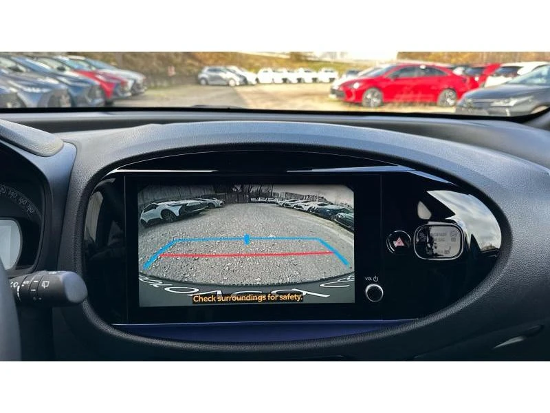 Toyota Aygo X 1.0 ENVY CVT MY24, снимка 15 - Автомобили и джипове - 52947486