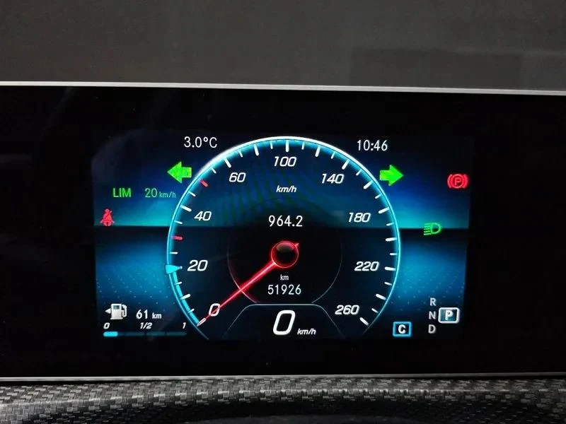 Mercedes-Benz A 220, снимка 8 - Автомобили и джипове - 56688436