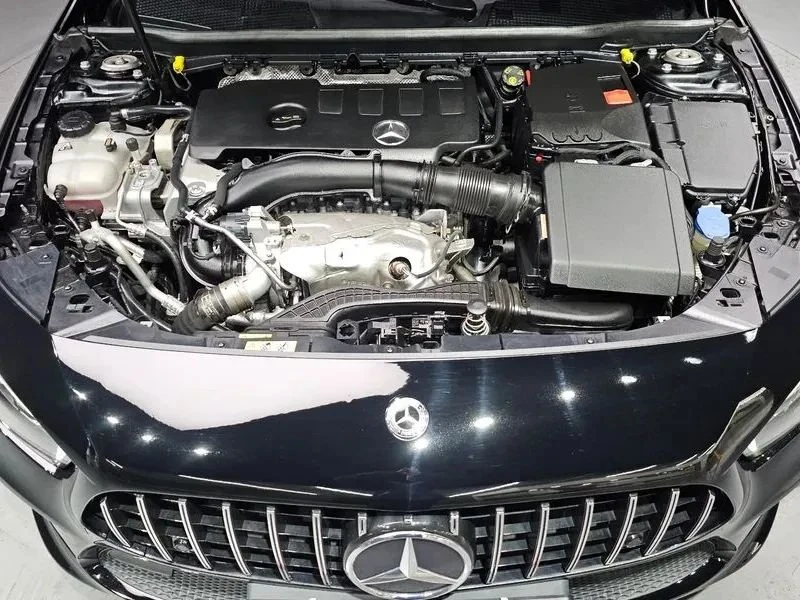 Mercedes-Benz A 220, снимка 6 - Автомобили и джипове - 56688436