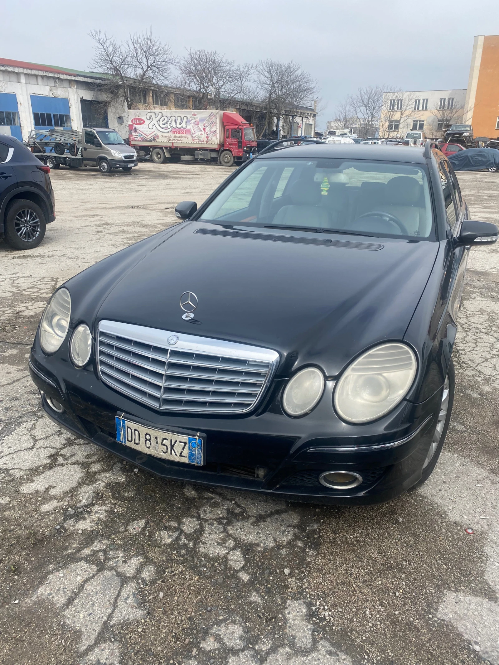 Mercedes-Benz E 220  - изображение 2