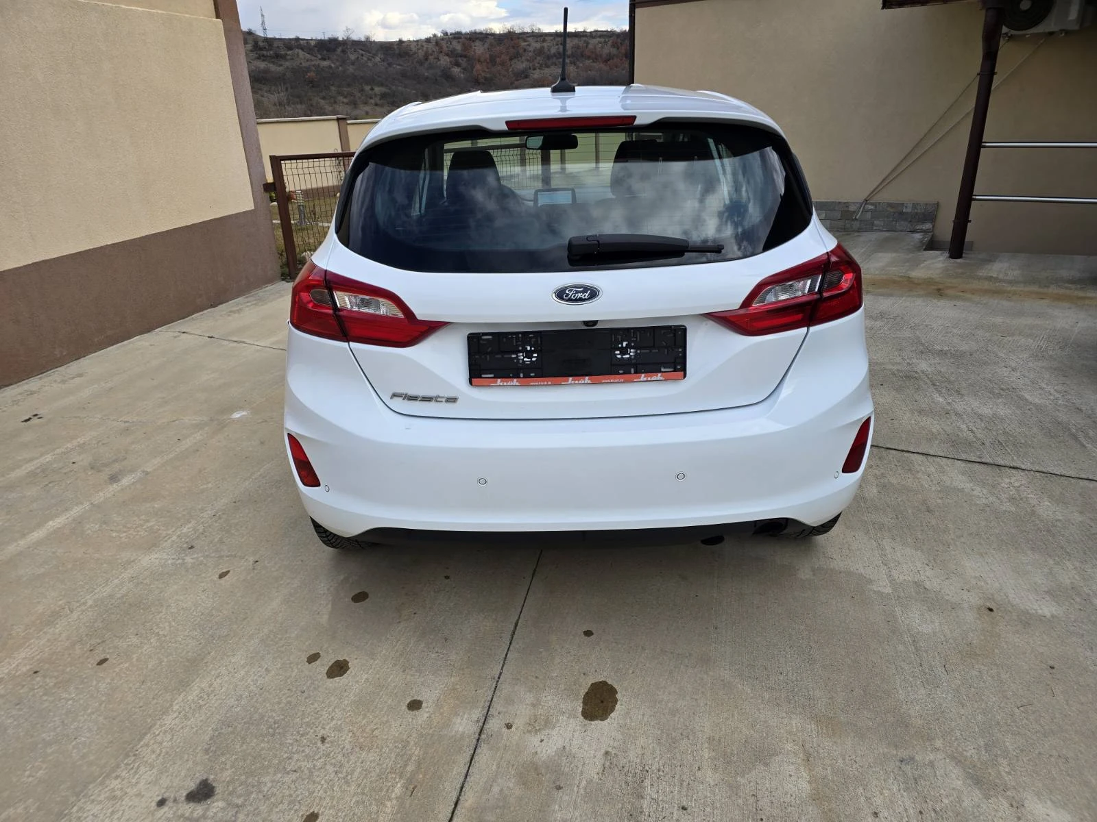 Ford Fiesta 1.5 TDCI Titanium - изображение 6