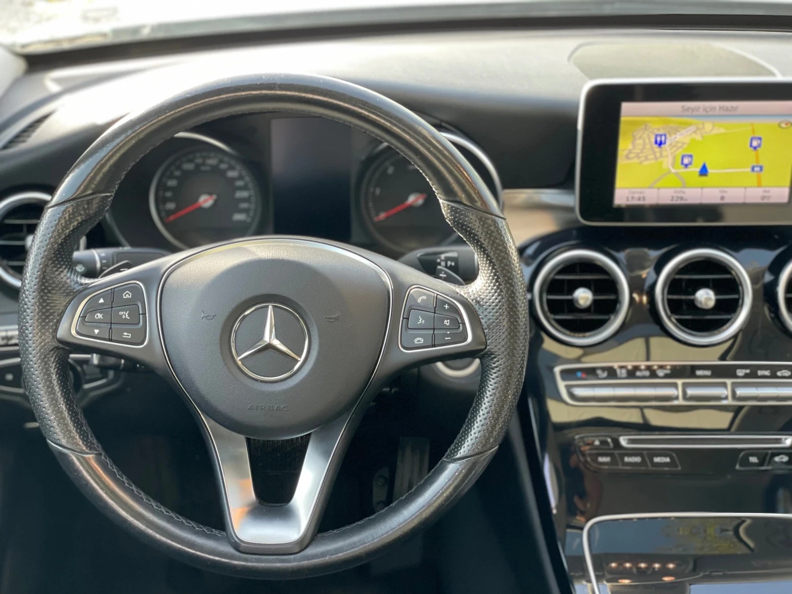 Mercedes-Benz C 220 Avantgarde  - изображение 8