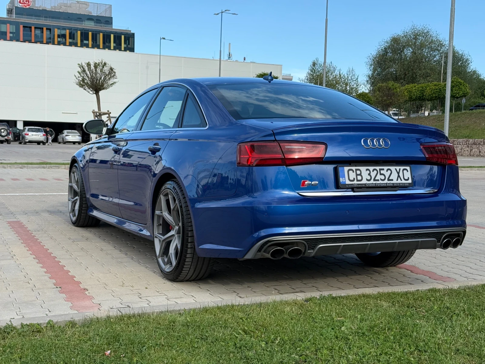 Audi S6  - изображение 2