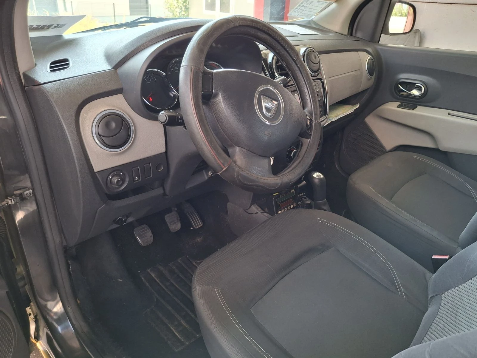 Dacia Lodgy  - изображение 9