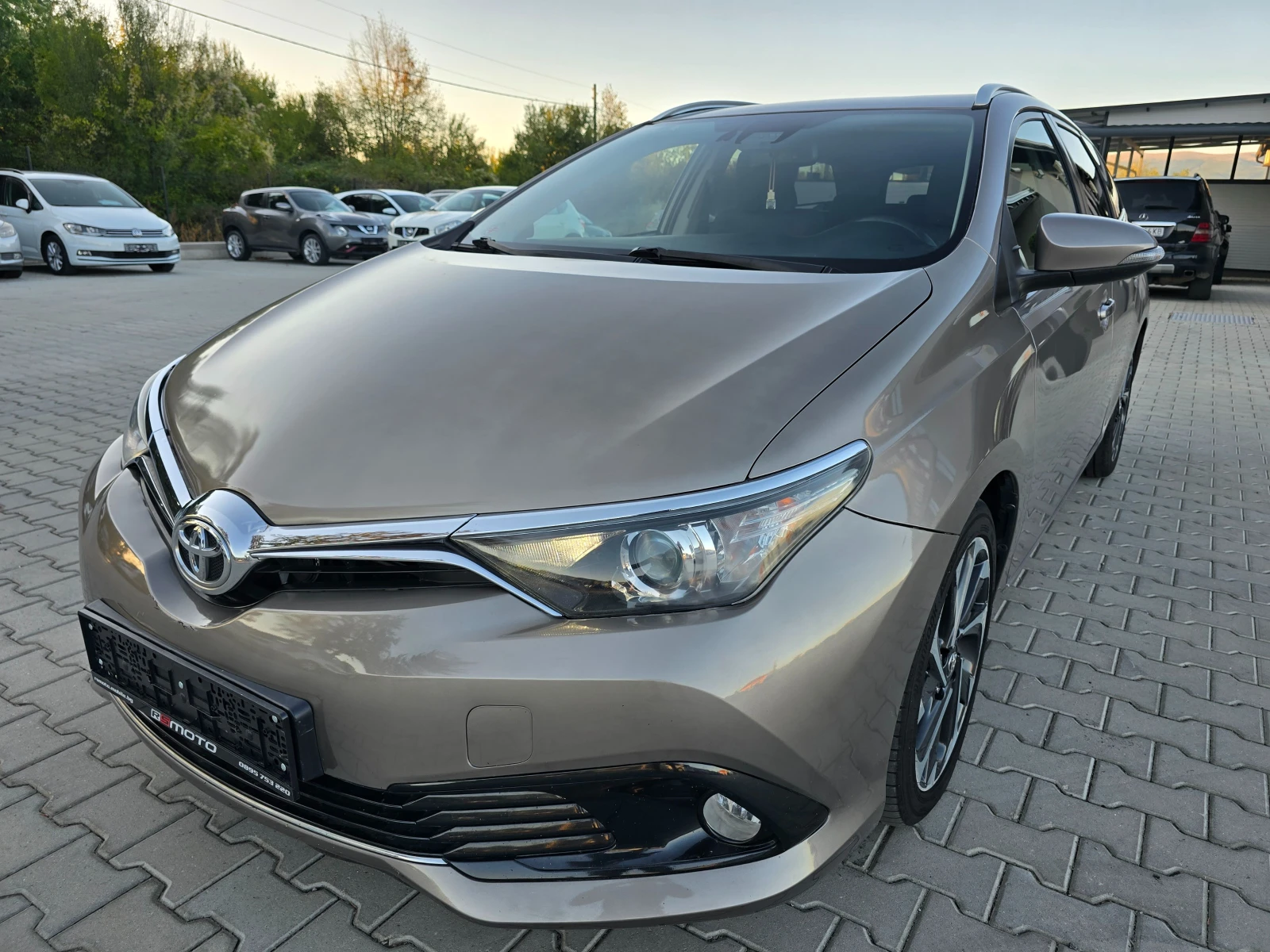 Toyota Auris 1.6D4-D, Facelift, Euro 6, Камера! - изображение 7
