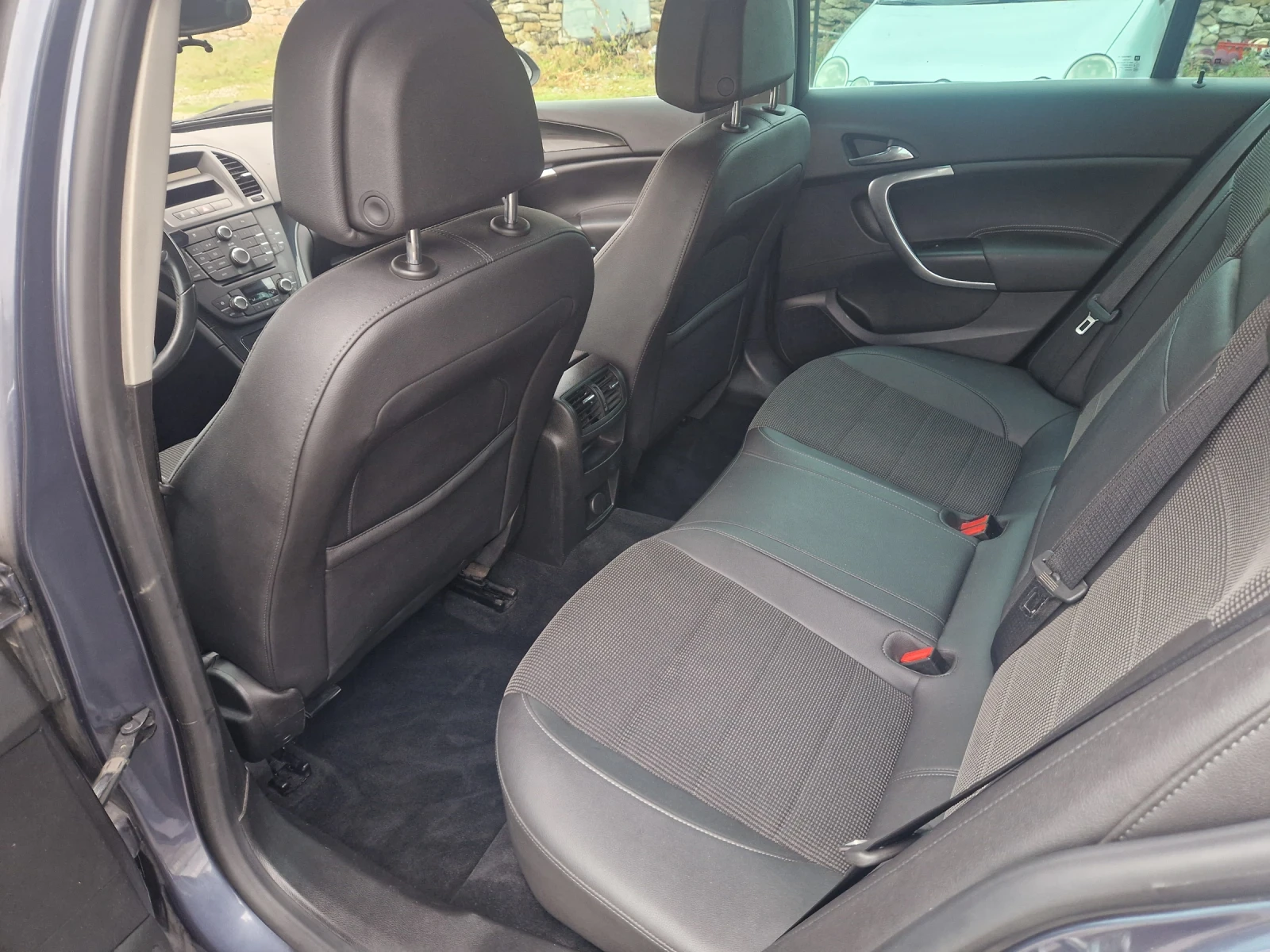 Opel Insignia 2.0cdti, 160, 11, 195..  | Mobile.bg   10