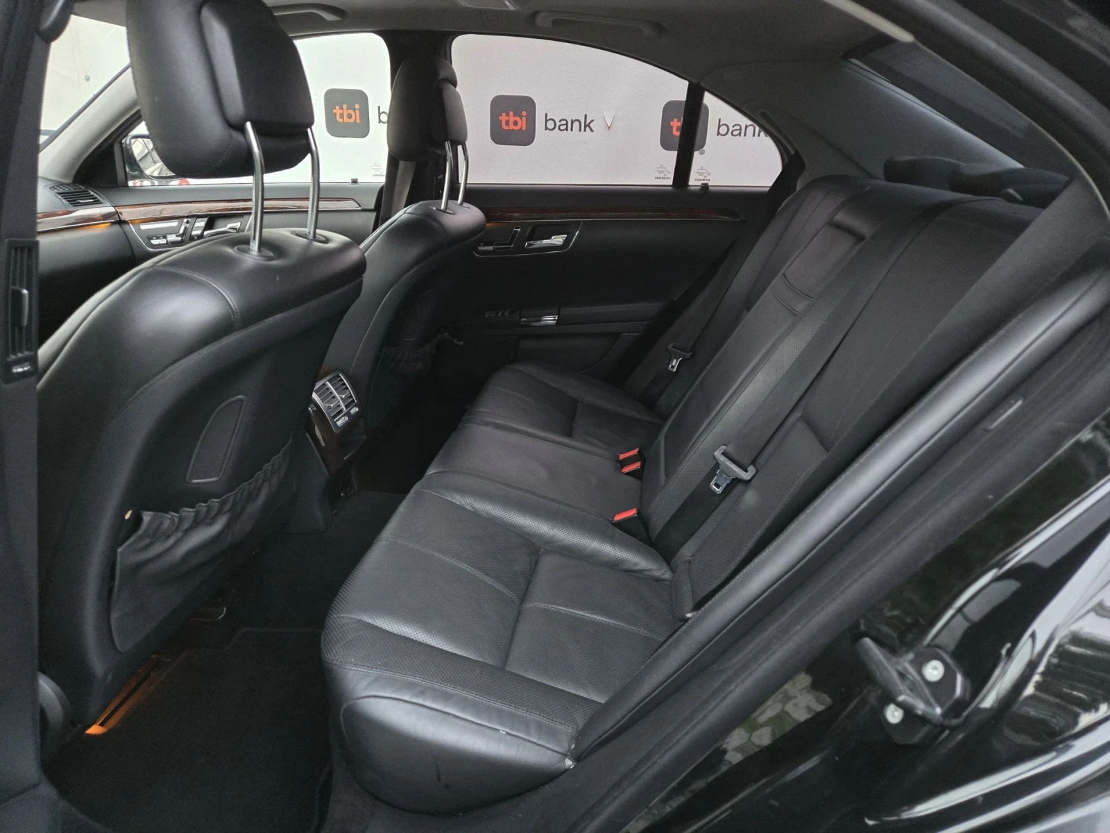 Mercedes-Benz S 500 5.5i-388кс= FACE= 6.3 LINE= 4x4= DISTRONIC= H&K - изображение 9