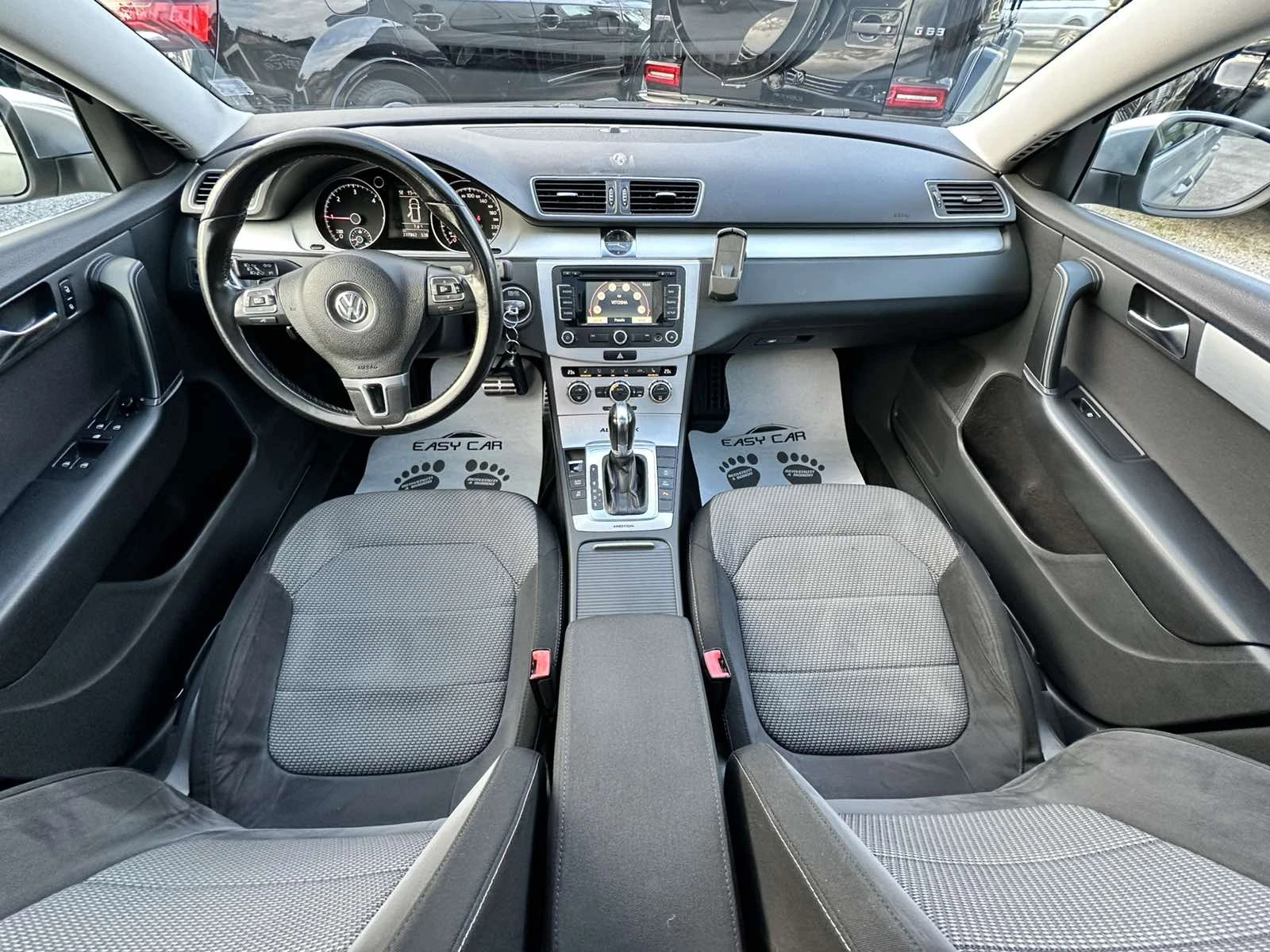 VW Alltrack 2.0 TDI /PANO/ - изображение 9