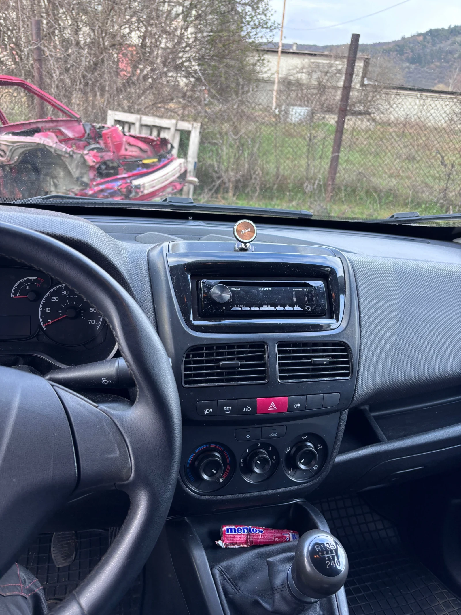 Fiat Doblo 1.4 CNG, снимка 5 - Автомобили и джипове - 54199028