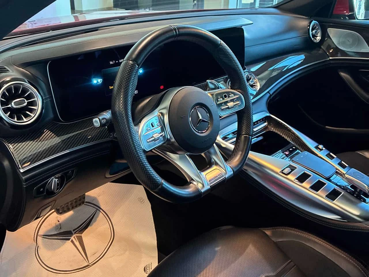 Mercedes-Benz AMG GT * 53 * PANO* KEYLESS* ПОДГРЕВ* , снимка 5 - Автомобили и джипове - 54391154