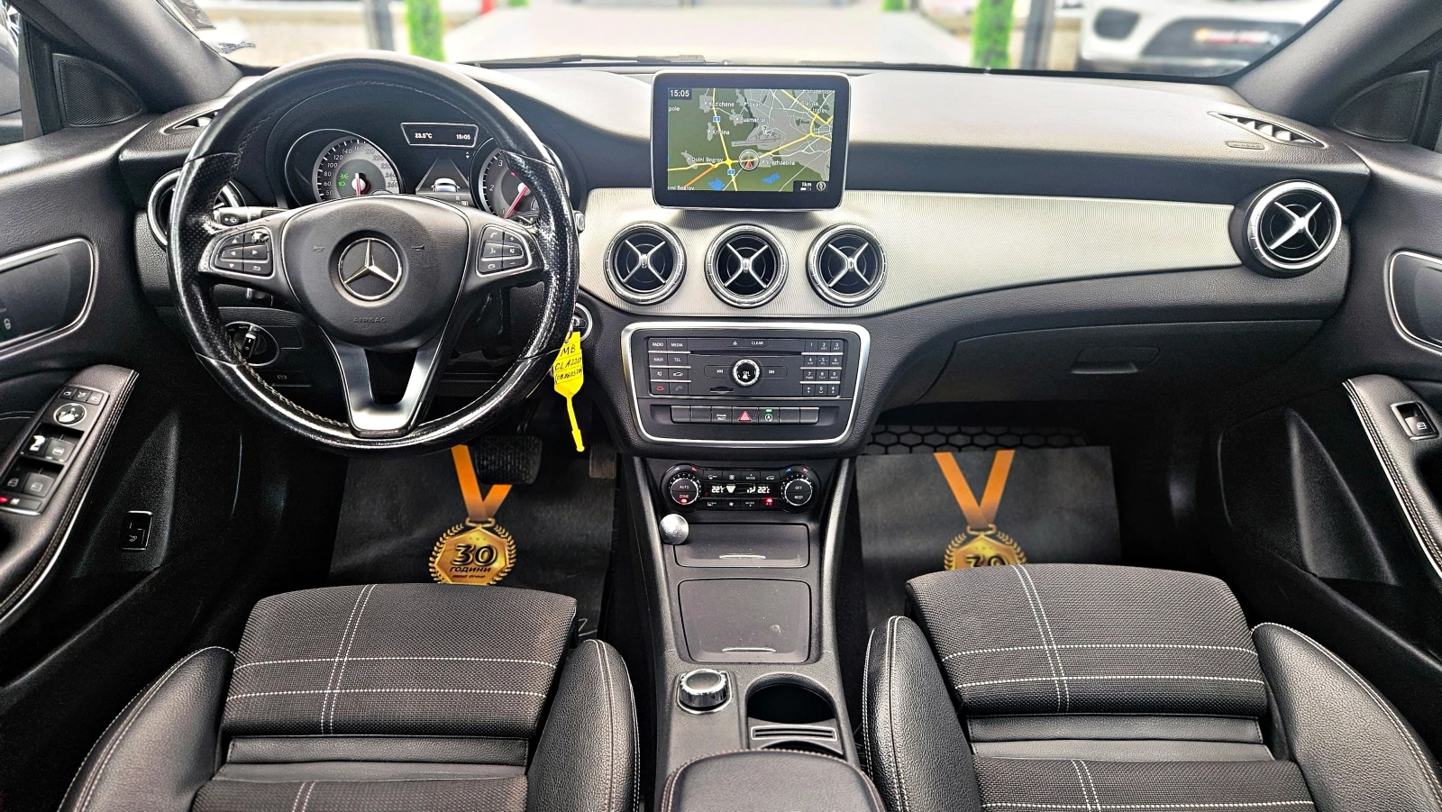 Mercedes-Benz CLA 220 AMG/CAMERA/AMBIENT/CAR PLAY/KEYLESS GO, снимка 8 - Автомобили и джипове - 54477390