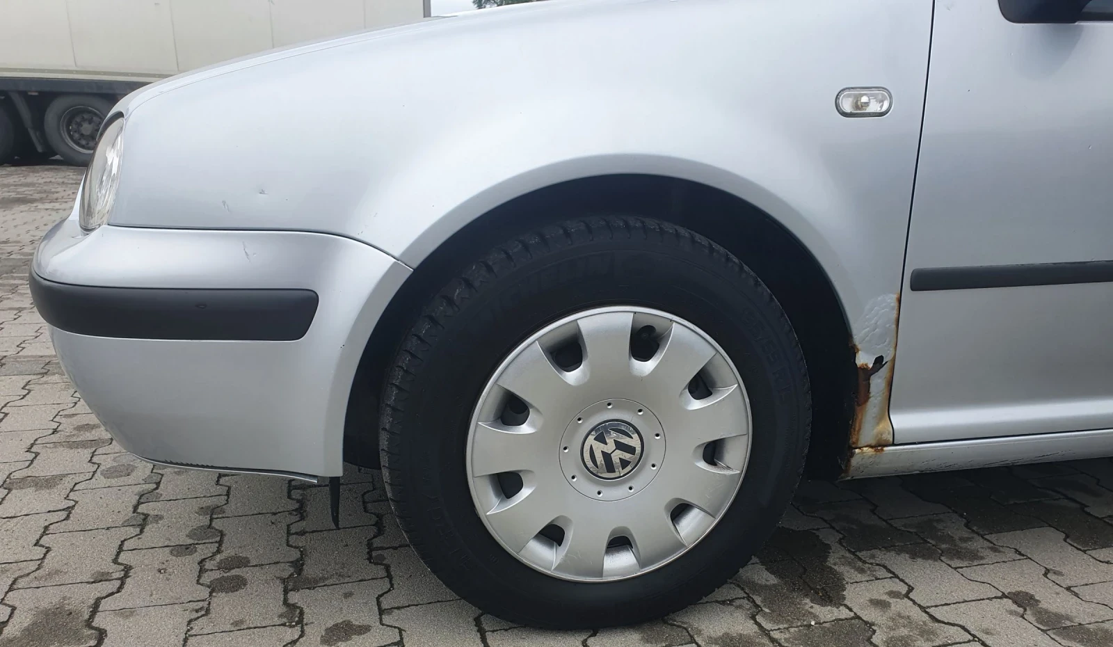 VW Golf, снимка 16 - Автомобили и джипове - 54633483