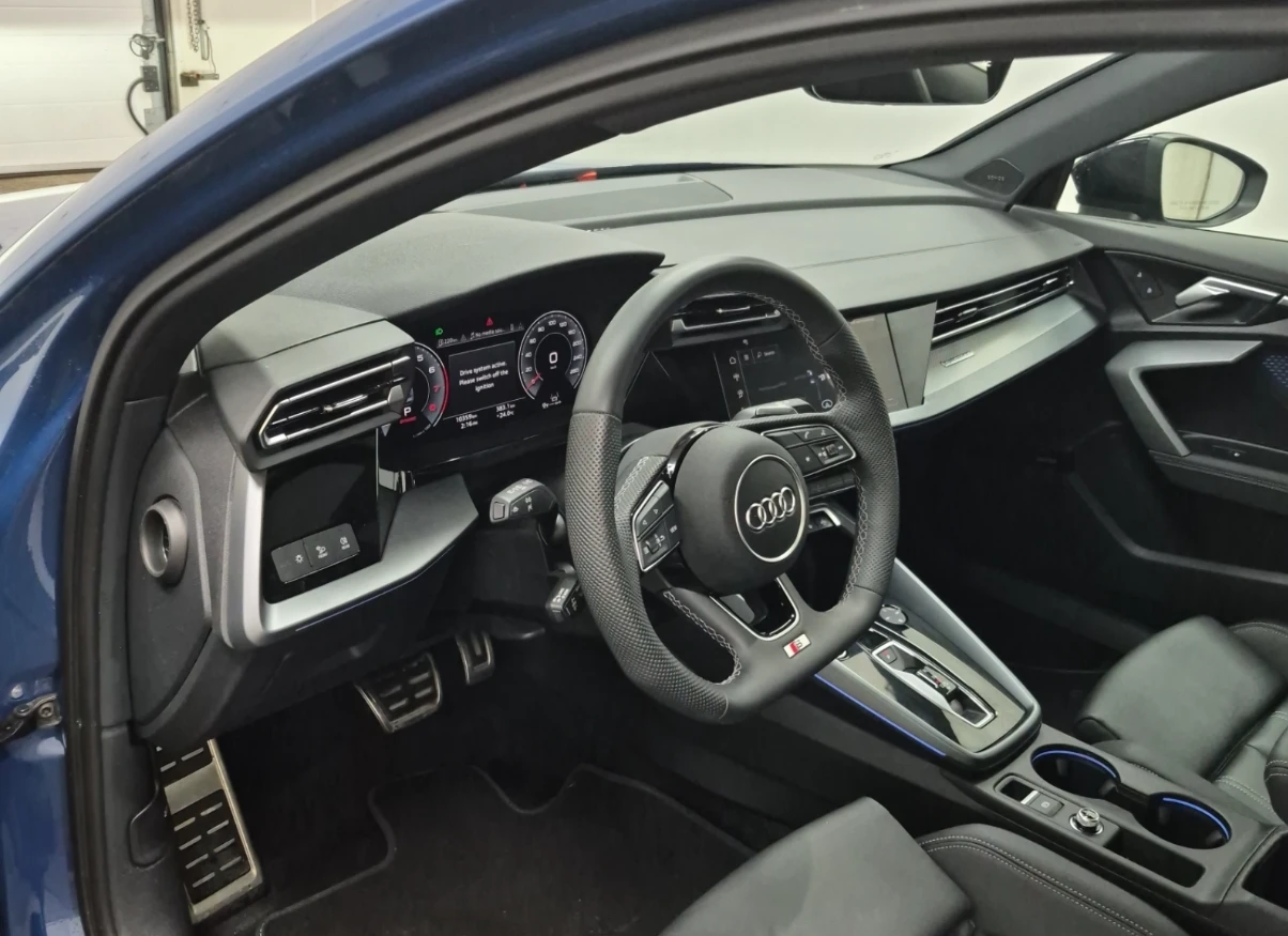 Audi A3 Quattro* Technik* S-line* 10k km* Head UP* м.Точки, снимка 7 - Автомобили и джипове - 55235403