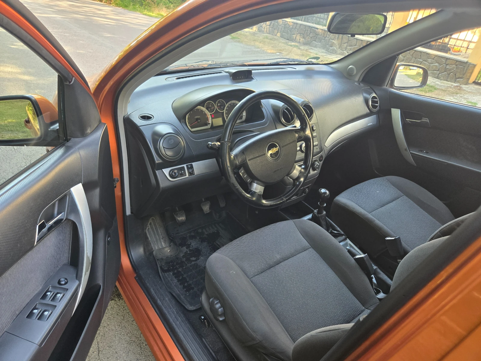 Chevrolet Aveo Фейслифт, снимка 10 - Автомобили и джипове - 55449333