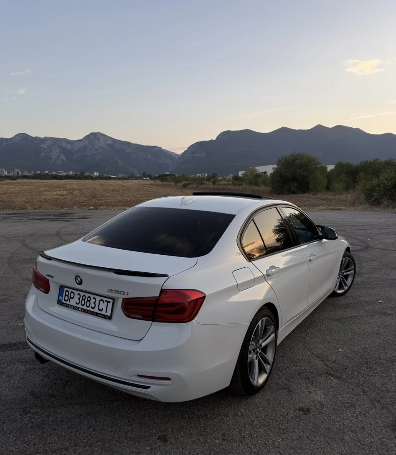 BMW 330 xi, снимка 5 - Автомобили и джипове - 55806143