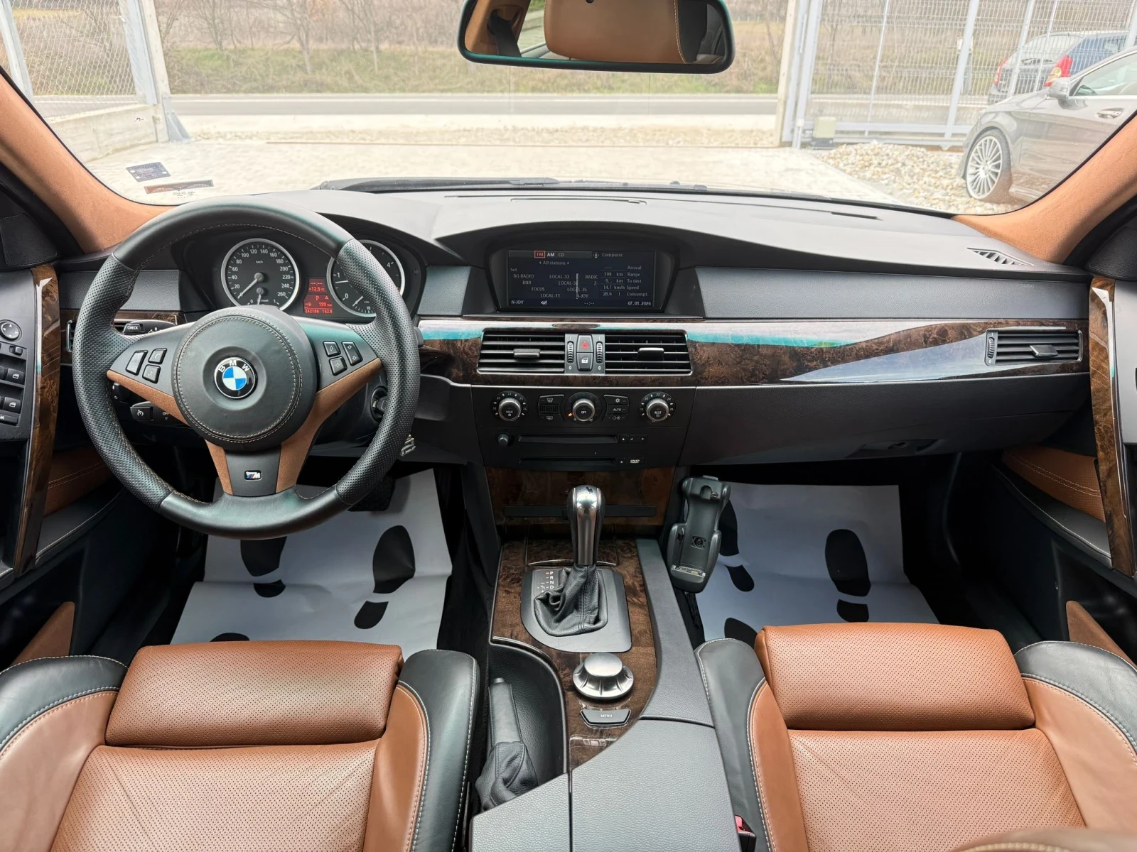 BMW 530, снимка 13 - Автомобили и джипове - 56702841