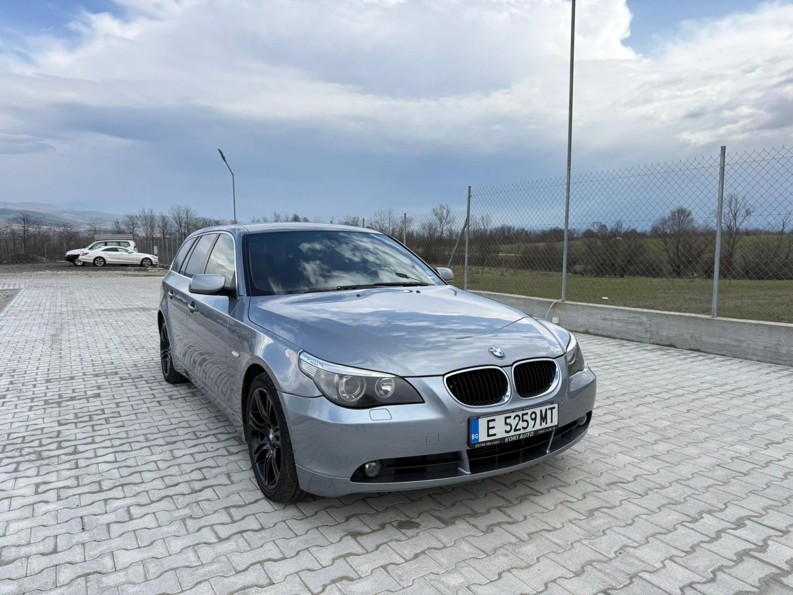 BMW 530