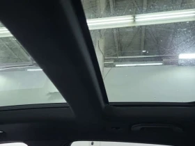 Mercedes-Benz GLC 300 * CARFAX * 2 КЛЮЧА * ПАНОРАМА * , снимка 8