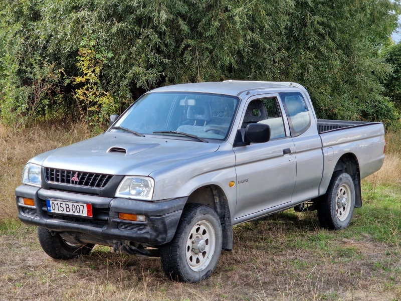 Mitsubishi L200 2.5TDI Кабина и половина ITALIA, снимка 1 - Автомобили и джипове - 47302605