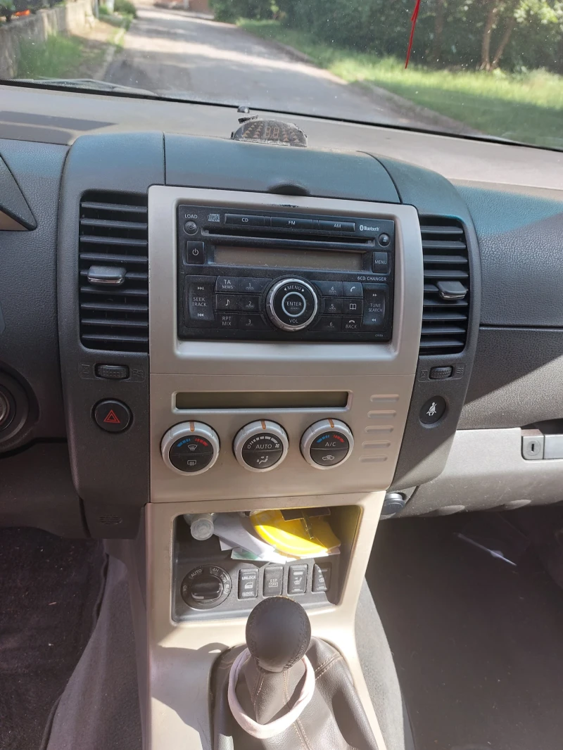 Nissan Pathfinder, снимка 6 - Автомобили и джипове - 52400873