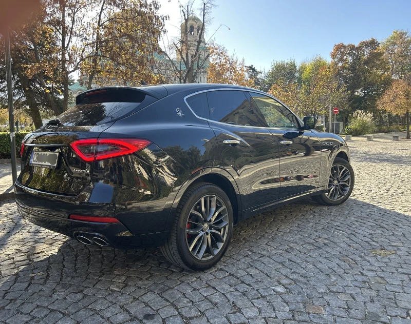 Maserati Levante, снимка 7 - Автомобили и джипове - 52299806