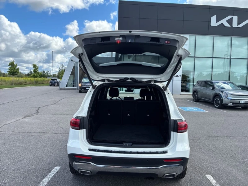 Mercedes-Benz GLB * 250 * CARFAX * БЕЗ ПЪРВОНАЧАЛНА ВНОСКА, снимка 10 - Автомобили и джипове - 52935711