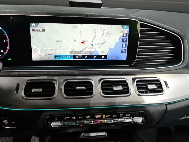 Mercedes-Benz GLE D 4MATIC, снимка 16 - Автомобили и джипове - 55010930