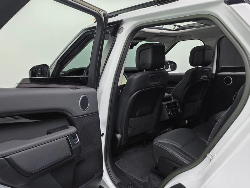 Land Rover Discovery 3.0 Automatic, снимка 17 - Автомобили и джипове - 55845853