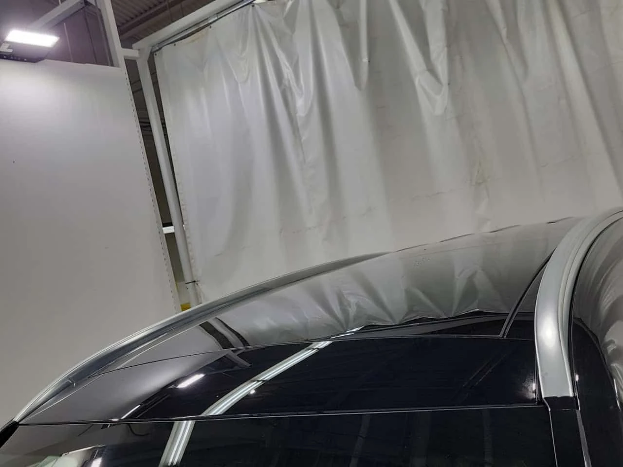 Mercedes-Benz GLC 300 * CARFAX * 2 КЛЮЧА * ПАНОРАМА * , снимка 9 - Автомобили и джипове - 54046783