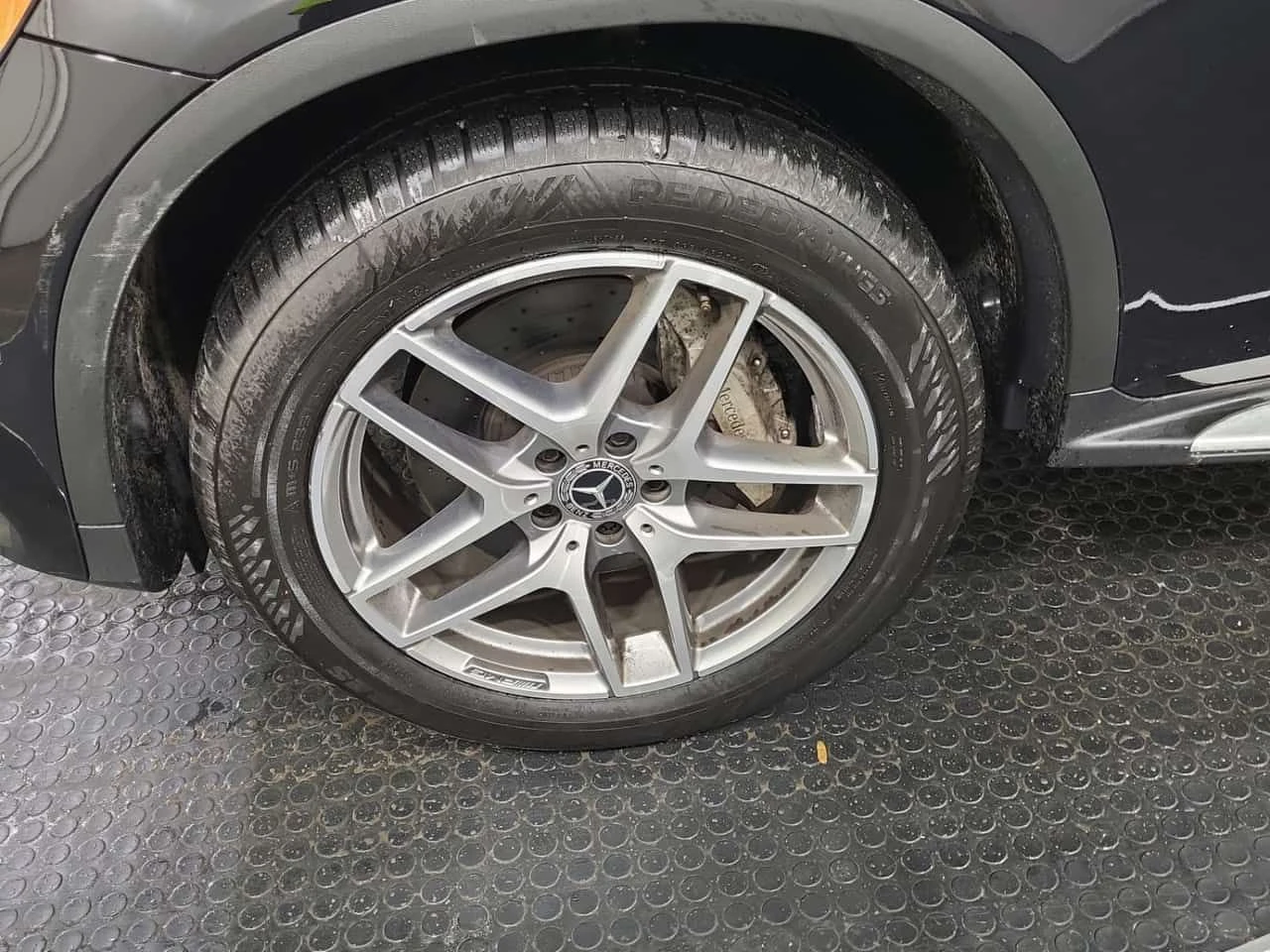 Mercedes-Benz GLC 300 * CARFAX * 2 КЛЮЧА * ПАНОРАМА * , снимка 7 - Автомобили и джипове - 54046783