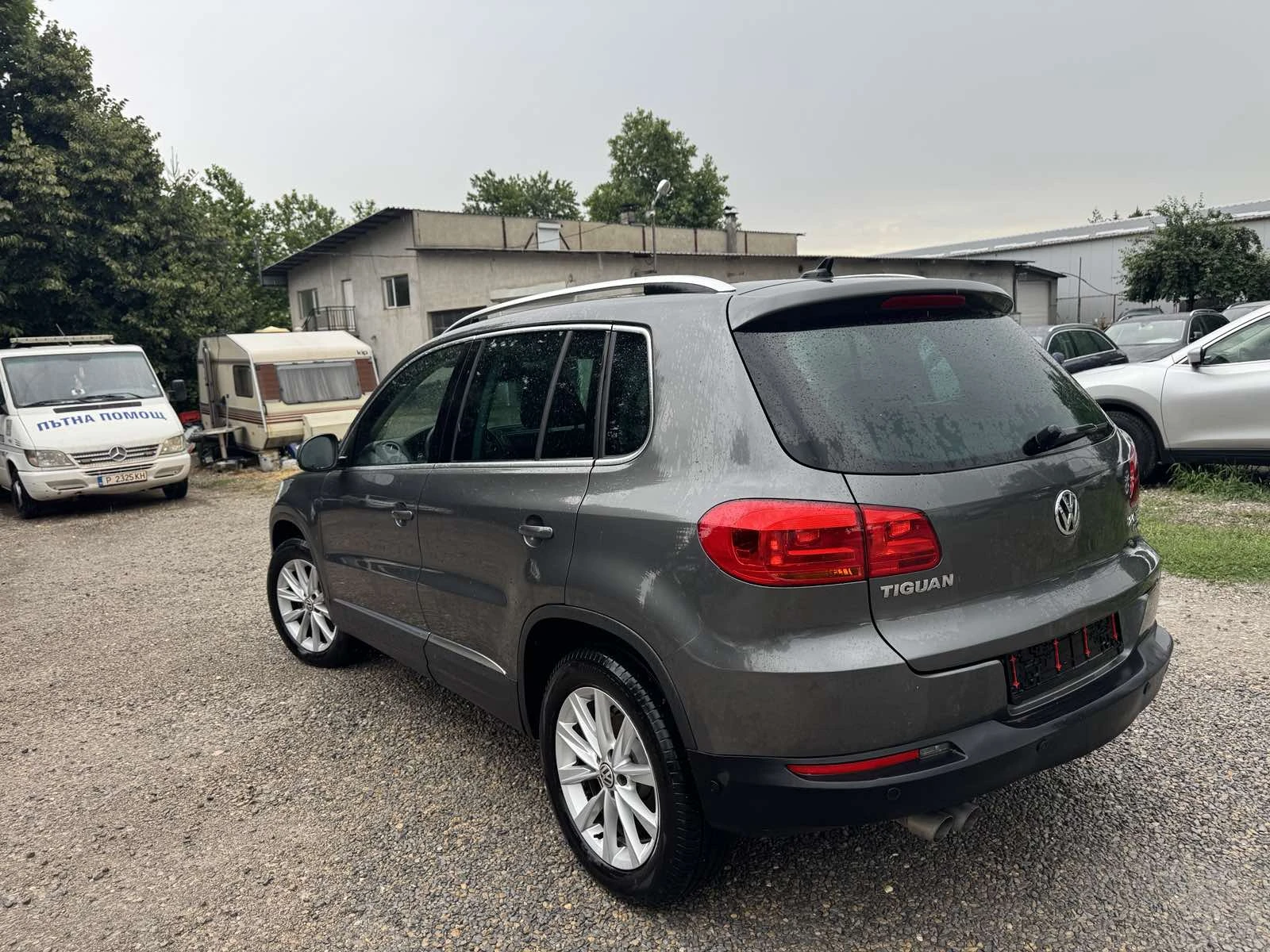 VW Tiguan 2000TDI/DSG, 150kc/4x4, снимка 6 - Автомобили и джипове - 55263540