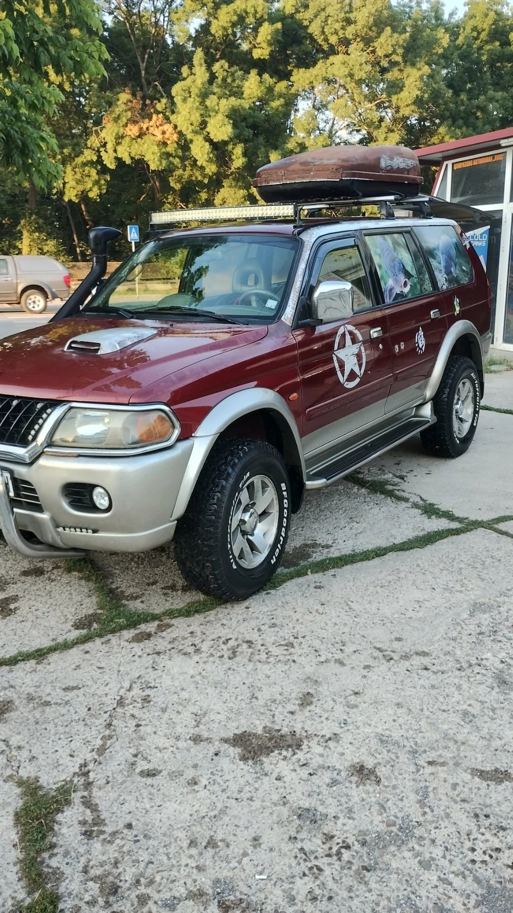 Mitsubishi Pajero sport 2.5 td sport, снимка 2 - Автомобили и джипове - 55304991