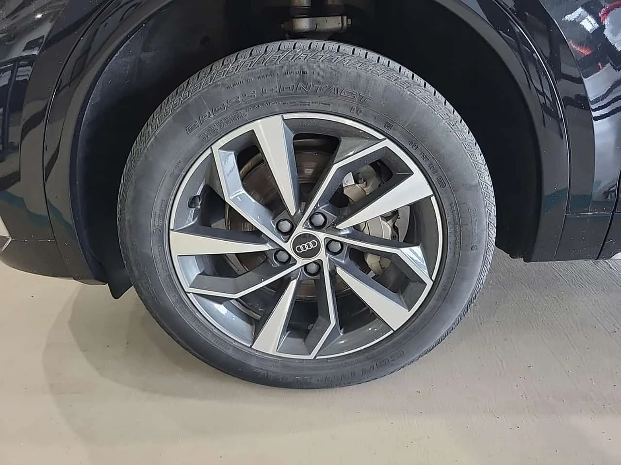 Audi Q5 TECHNIK/2 КЛЮЧА/ПАНО/ДИСТРОНИК/360/ПОДГРЕВ/, снимка 6 - Автомобили и джипове - 55318420
