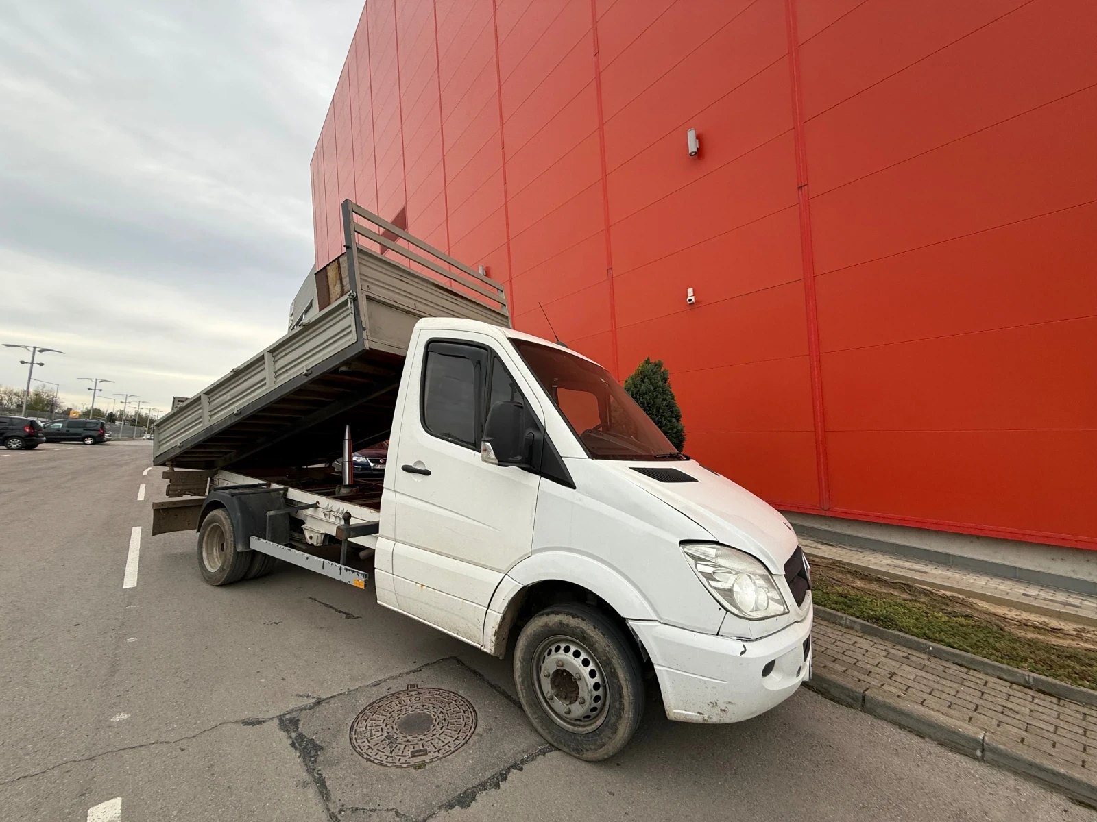 Mercedes-Benz Sprinter 515 САМОСВАЛ* 3.5Тона* КатБ* БАРТЕР | Mobile.bg — изображение 1