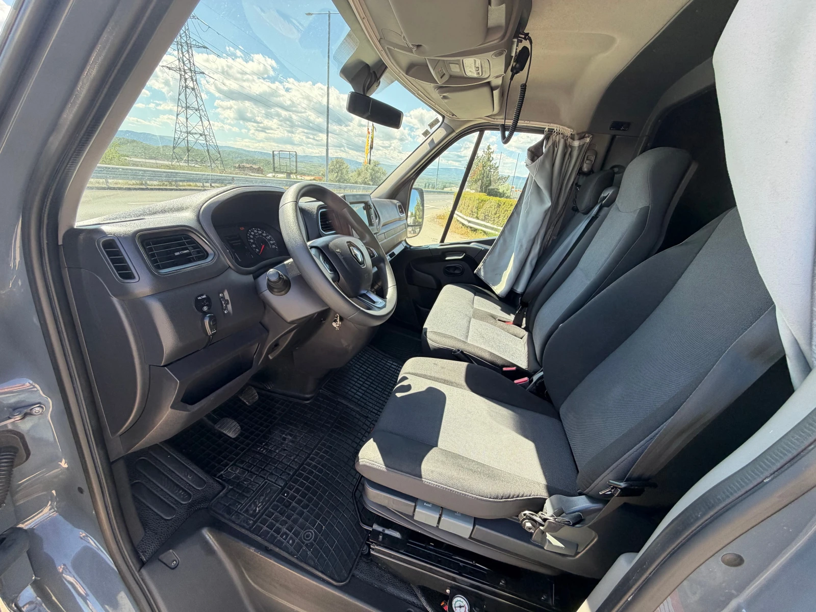 Renault Master Europe Cargo, снимка 8 - Бусове и автобуси - 54699307