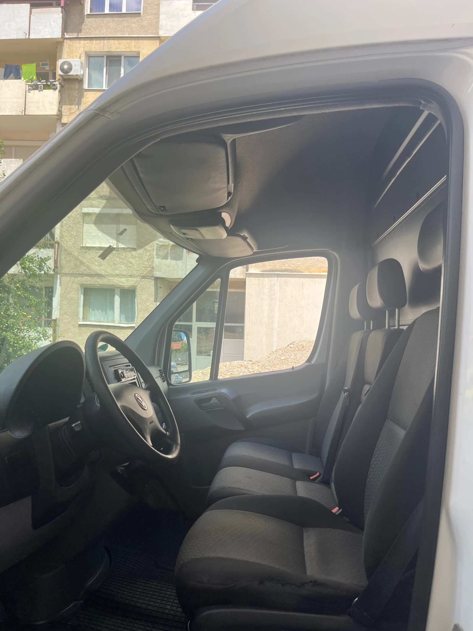 VW Crafter, снимка 9 - Бусове и автобуси - 55155871