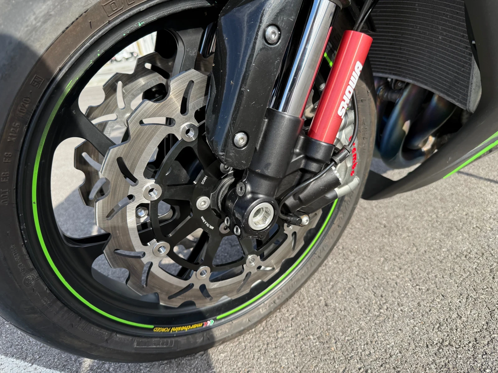 Kawasaki Zxr ZX10RR - изображение 7